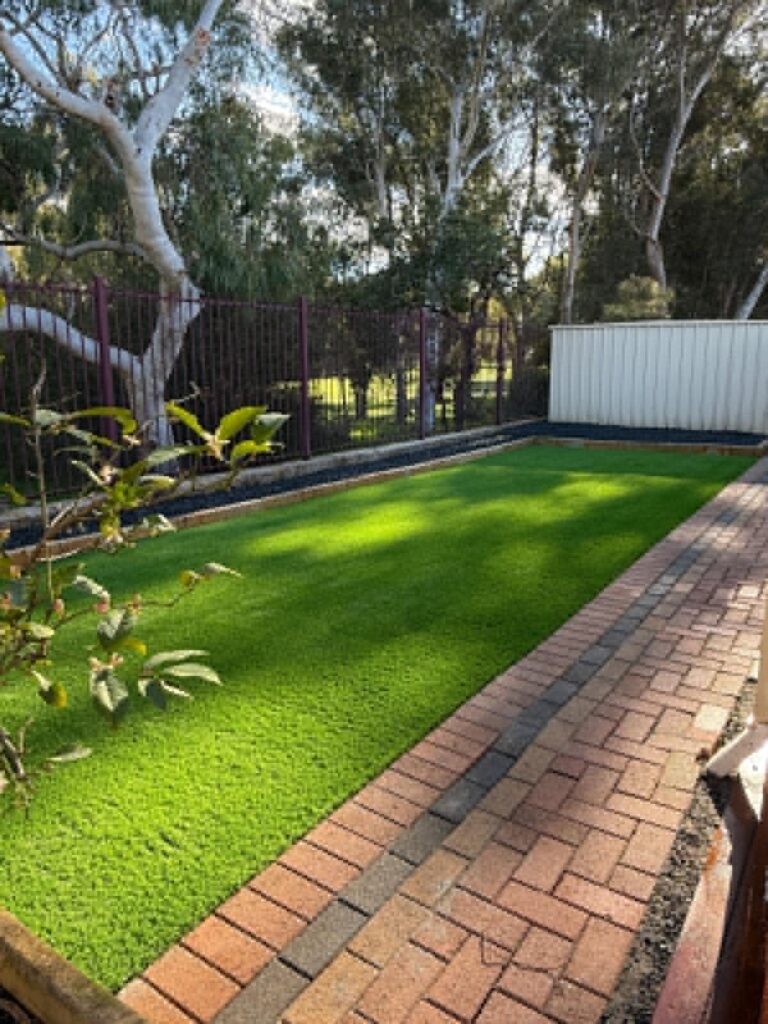 Lawn Mowing & Maintenance
